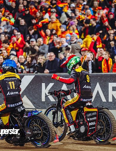 Seryjne zwycięstwa Sparty posłały Falubaz na deski