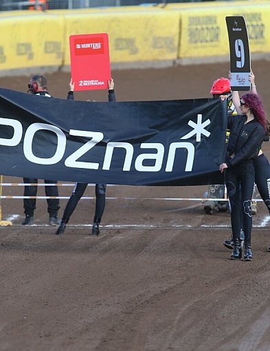 Zażarte derby z kontuzją w tle