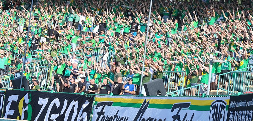 Mistrz Polski dwa razy przegrywa z Falubazem