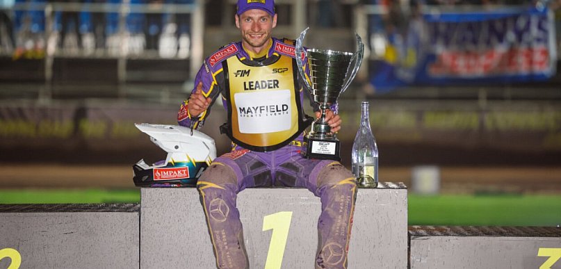 Co ten ,,Synek” narobił. Woryna wchodzi z buta w Grand Prix!