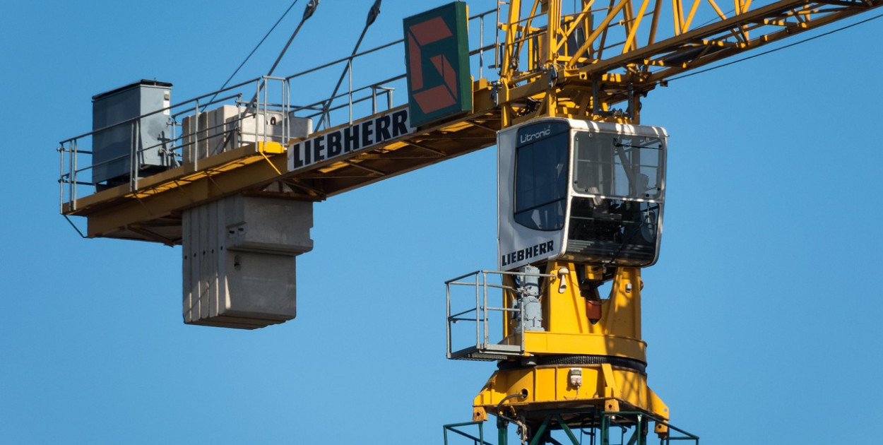 Usługi dźwigowe dla wymagających inwestycji we Wrocławiu